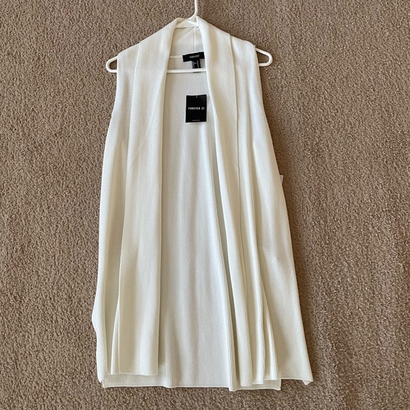 Sweater vest - Picture 1 of 6